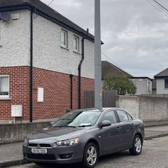 Mitsubishi lancer