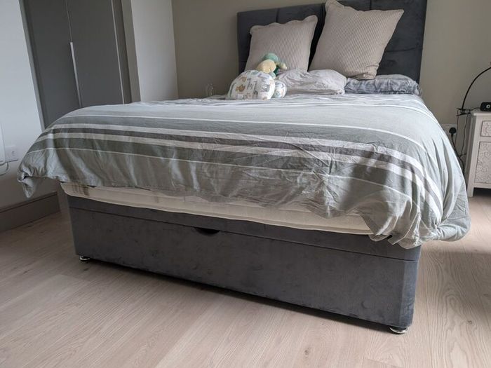 Bed Frame - King Size Ottoman & Storage Bed Majestic 150 cm 200 cm