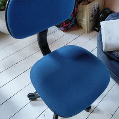 Swivel chair