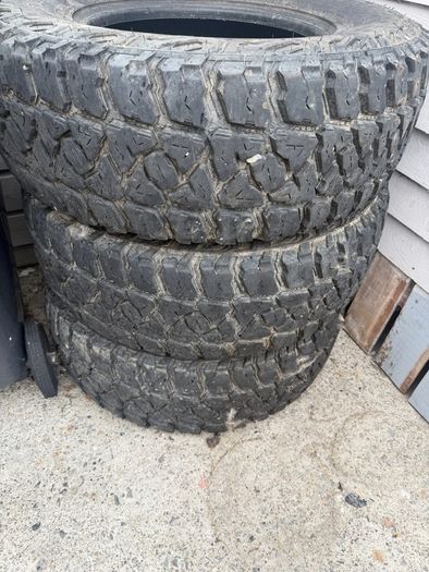jeep tyre