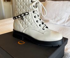 [New!] Guess Military Combat Boots