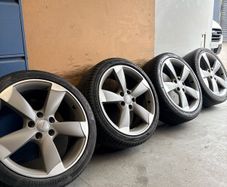 18in 5x112 genuine audi ttrs alloys