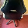 Black chair Image 2