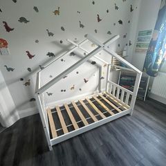 Toddler bed for sale