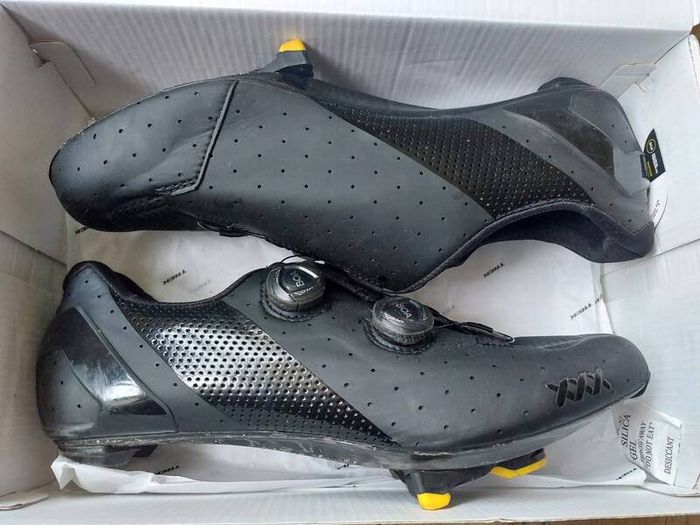 BONTRAGER XXX cycling shoes