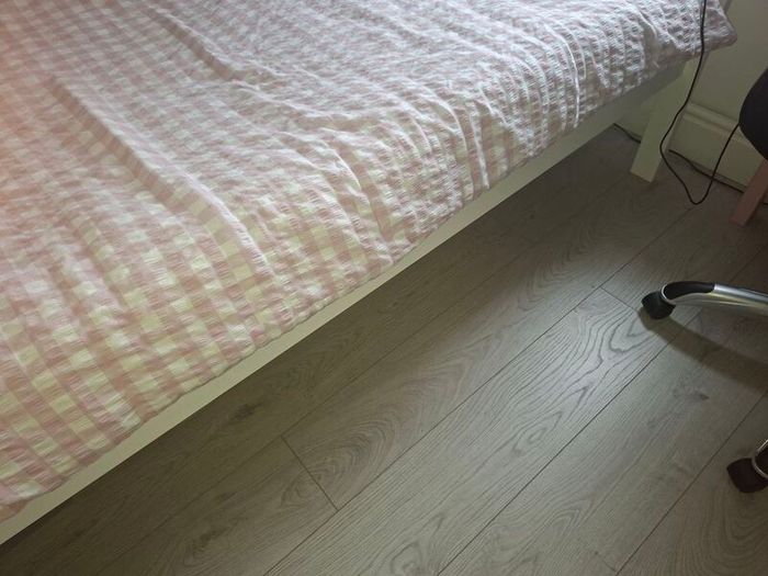 White Wooden Frame 3ft Wide single bed