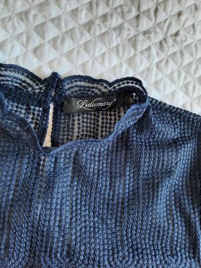 Navy top