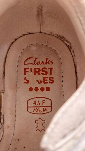 Clarks first shoes 4.5f