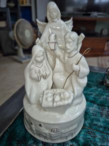 Nativity ceramic music box