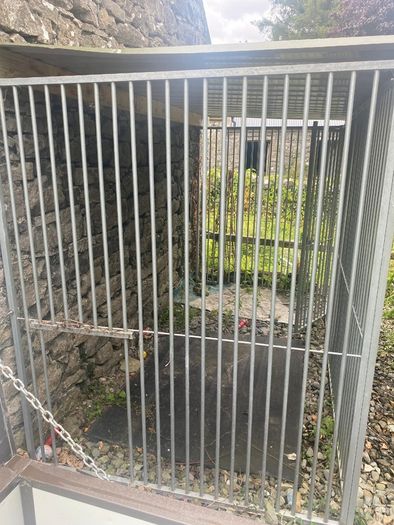 Dog Kennel and Cage