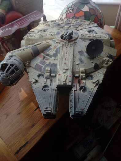 Star Wars Millennium Falcon (1995) and X-Wing (1995)