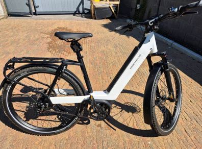 Riese & Mller Nevo Electric Bike