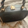 women bag Image 2