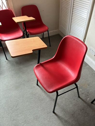 Tablet desk chairs