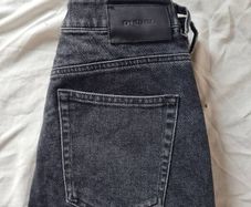 Diesel d-earle zip up jeans size 26/27 black In excellent condition