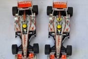 Scalextric DIGITAL F1 McLaren Mercedes Twin Pack  ( Formula one Slot Car )
