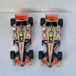 Scalextric DIGITAL F1 McLaren Mercedes Twin Pack  ( Formula one Slot Car )