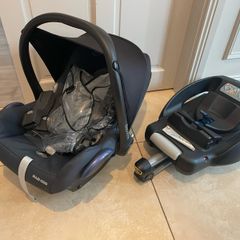 Maxi-Cosi car seat, isofix base, adapters for Uppababy vista and rain covers