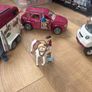 Schleich stable, horses and vet set Image 10