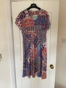 Dress Size 14/16 Rowan Avenue