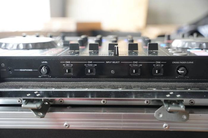 Pioneer DDJ-SX2 & Flight Case