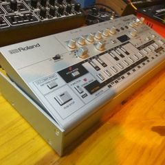 Roland TB-03 TB303