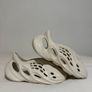 Yeezy Foam Runners UK7 Image 2