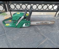 chainsaw