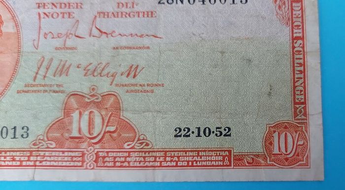 Irish 1952 Lavery ten shilling banknote in Fine  condition