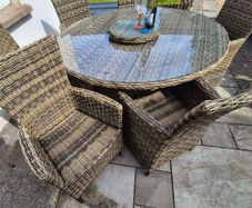 6 seater rattan table & chairs