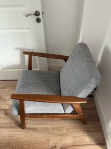 2 ikea reading chairs