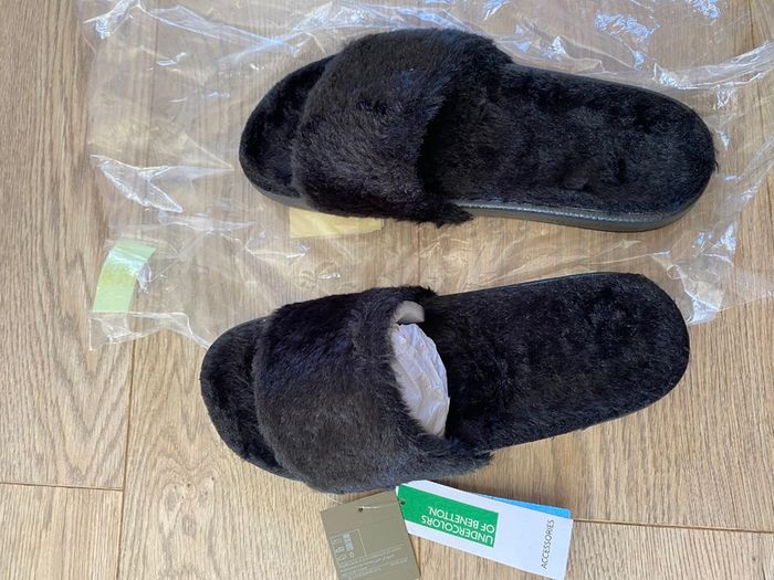 Benetton slippers women