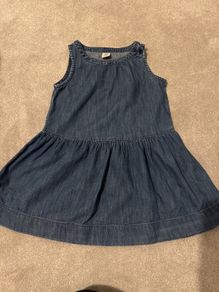 GAP dress size SIZE 3 years