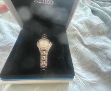 Ladies Seiko Watch