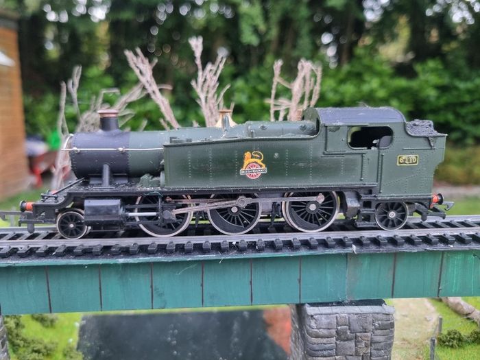 00 Gauge train