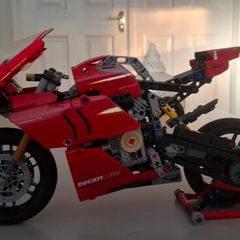 LEGO 42107 Technic Ducati Panigale V4 R Motorrad