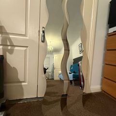 Wall mirrors