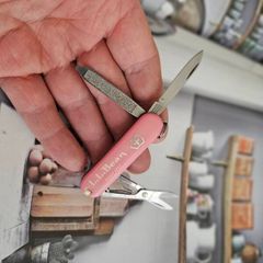 Vintage Victorinox L.L.Bean Classic Pink 58mm Swiss Army Knife Keychain tool Collectable