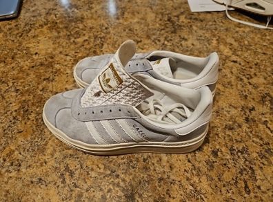 ADDIDAS gazelle.....silver grey...WORN