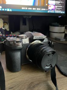 Lumix dmc g7 + 14-42mm lens