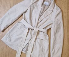 Stradivarius Belted Blazer - M