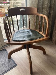 Antique Oak Captain's chair