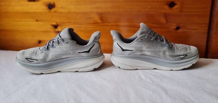 Hoka clifton 9 grey Size 10.5 eu 45 in excellent condition