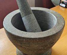 Mortar & Pestle, Heavy Duty Solid Granite 9.5 KG Good Condition