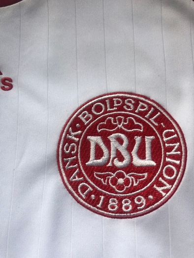 Denmark classic football jersey (New)