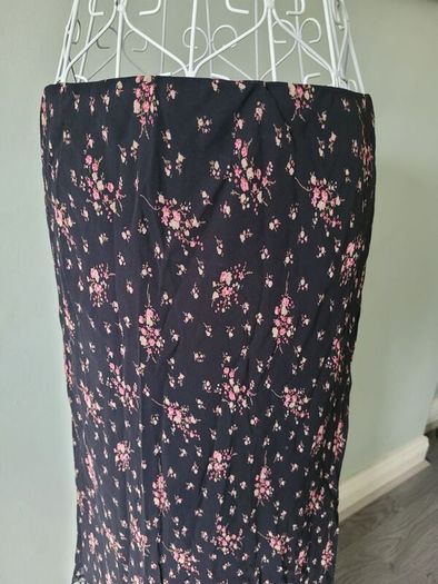 essence maxi skirt size 16