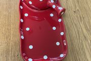 Polka dot serving dish