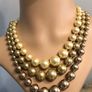 pearl necklace and bracelet set Image 3