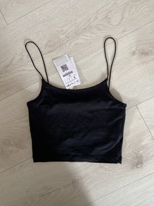 BNWT Black Strappy Crop Top Size Small