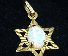 Vintage 9ct Gold Opal Star Pendant  1930s/1940s Style  1.47g